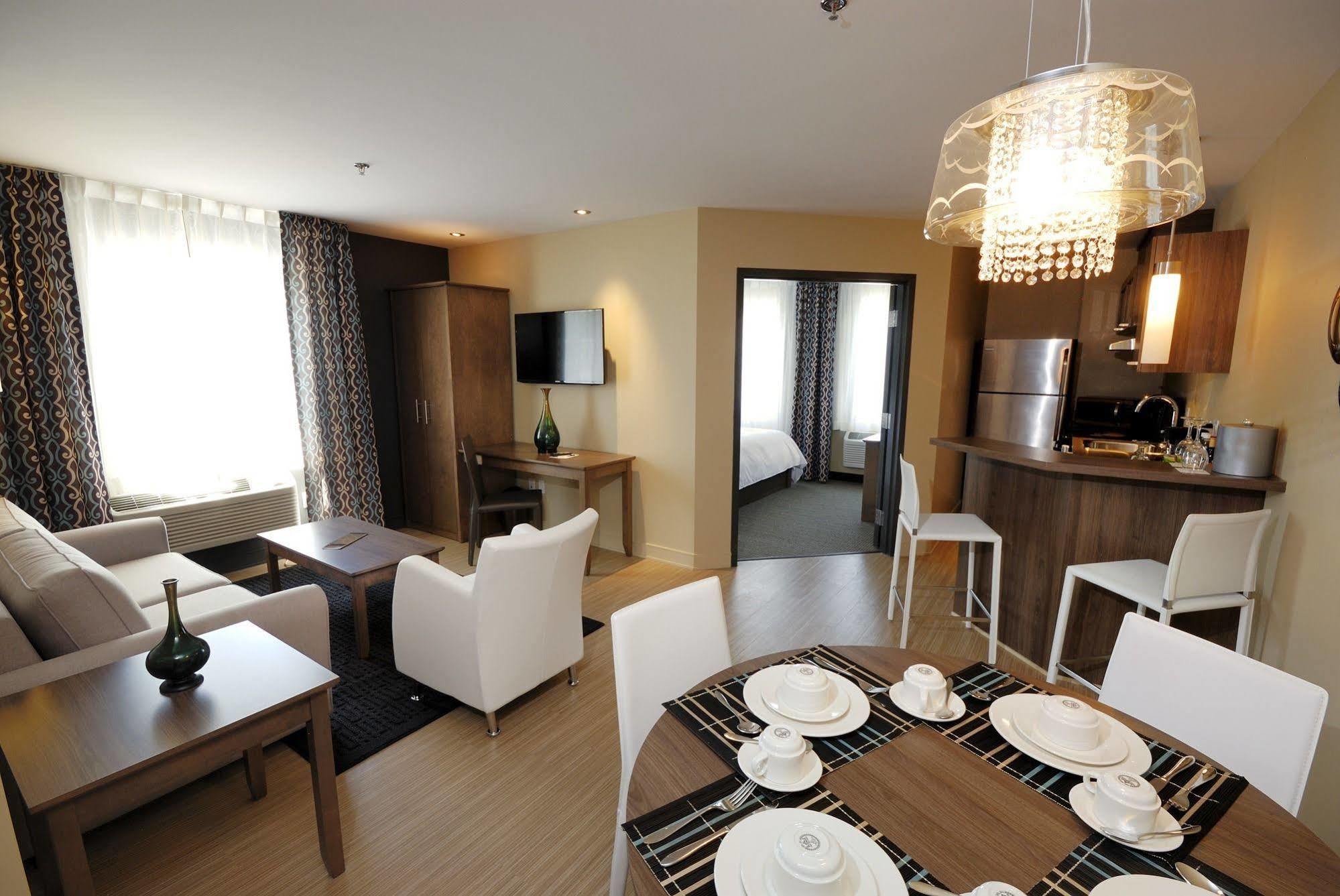 Imperia Hotel Et Suites テルボンヌ エクステリア 写真