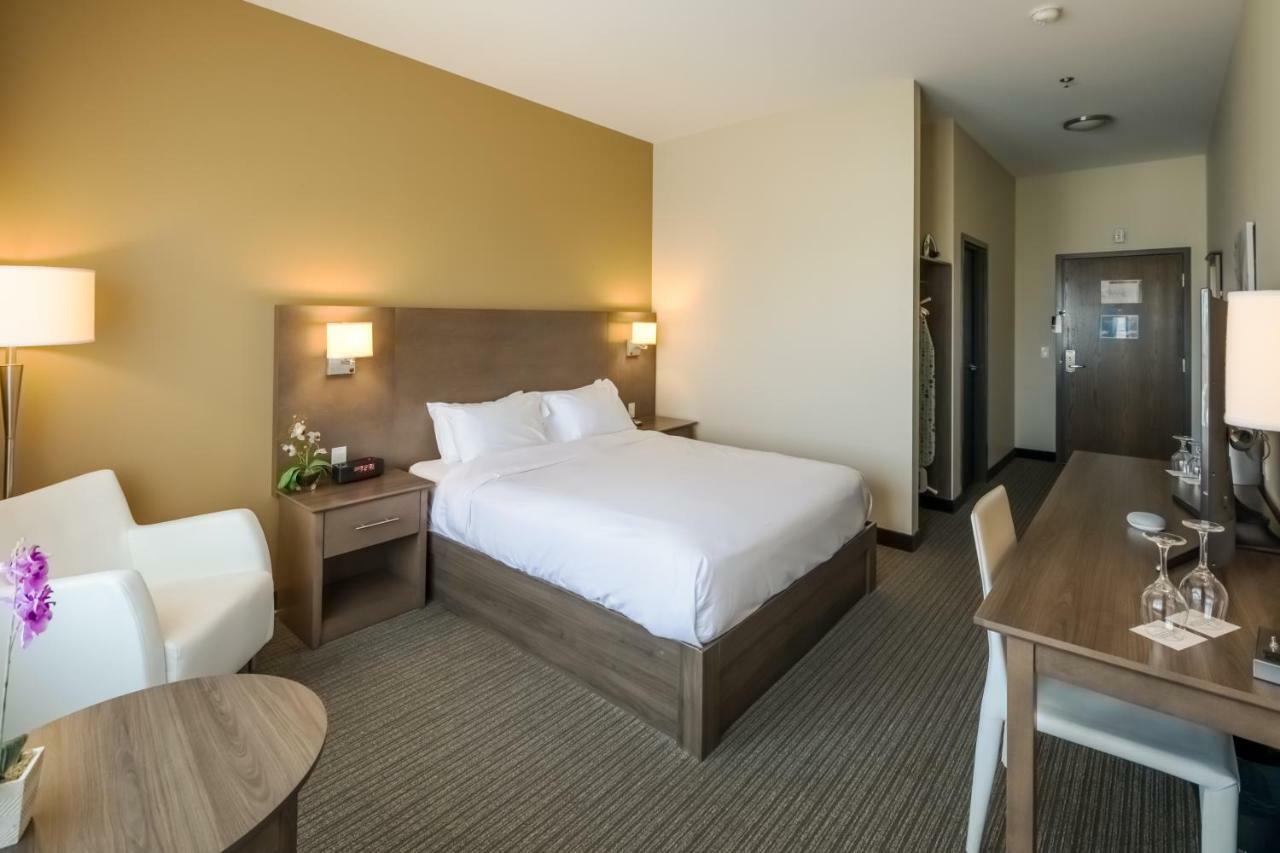 Imperia Hotel Et Suites テルボンヌ エクステリア 写真